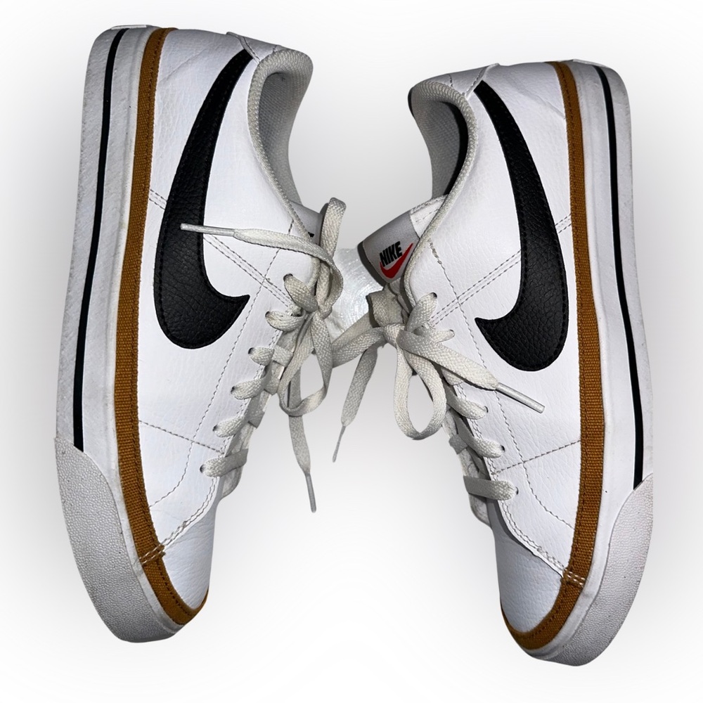 Nike Court Legacy